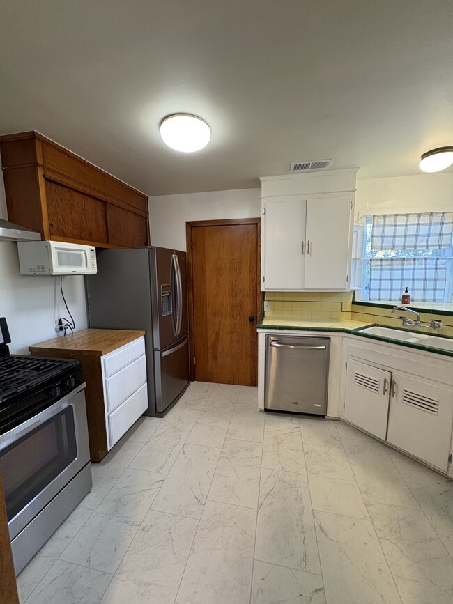 Photo - 3254 Magowan Dr