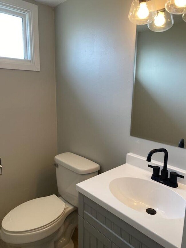 Photo - 5415 N Linwood Ave Unidad 5417 N Linwood Ave.