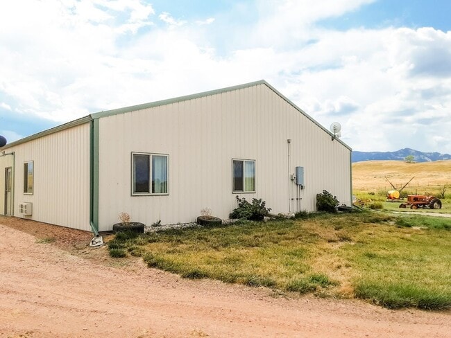 92 Upper Prairie Dog Rd