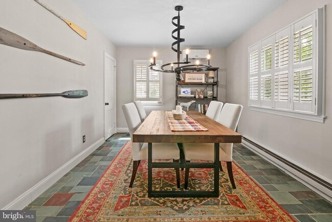 Photo - 214 Sumner Rd