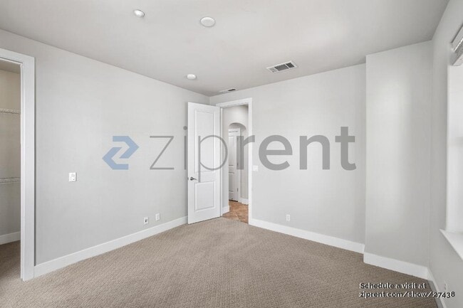 Photo - 4468 Peralta Blvd