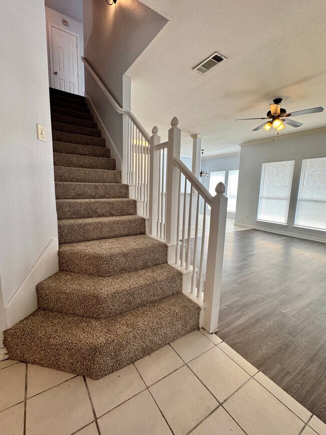 5812 Blackmon Ct