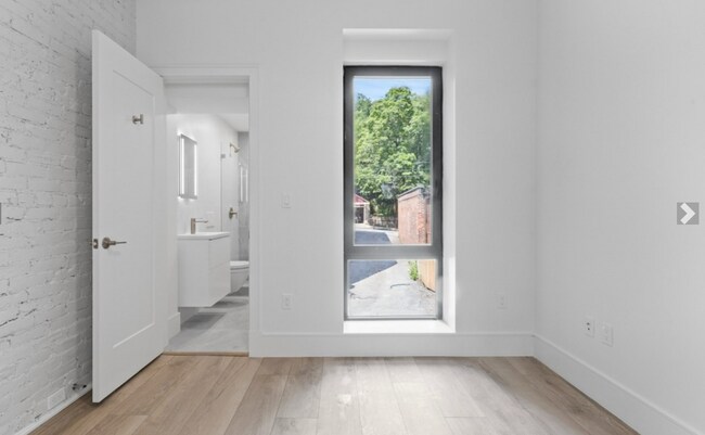 Photo - 1574 Beacon St Unidad PH1