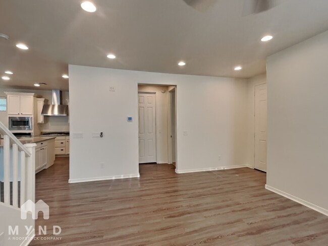 Photo - 3886 E Robert St