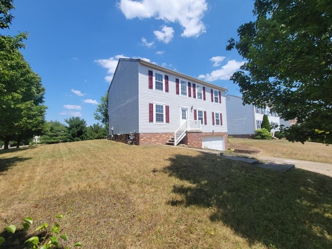 Photo - 101 Hemlock Ct