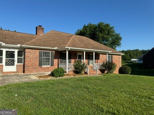 Building Photo - 5677 Bentley Rd