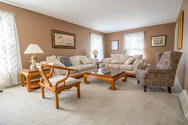 Photo - 3501 Saratoga Ave