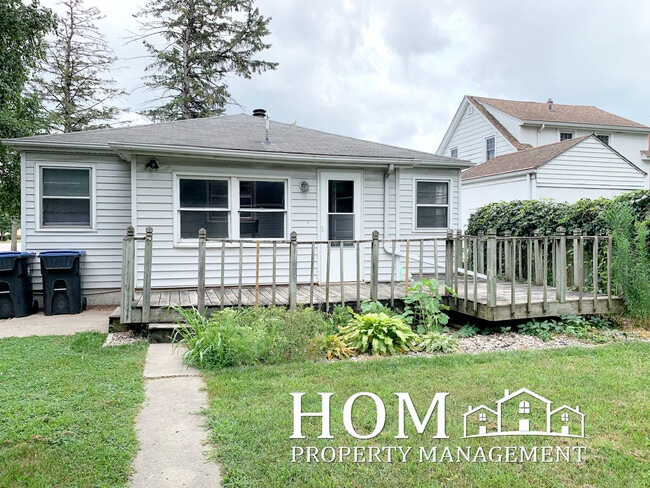 Photo - 802 Carney Ave