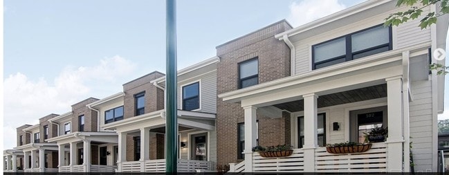 Photo - Village at Cameron Harbor