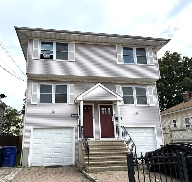 Photo - 497 Garfield Ave