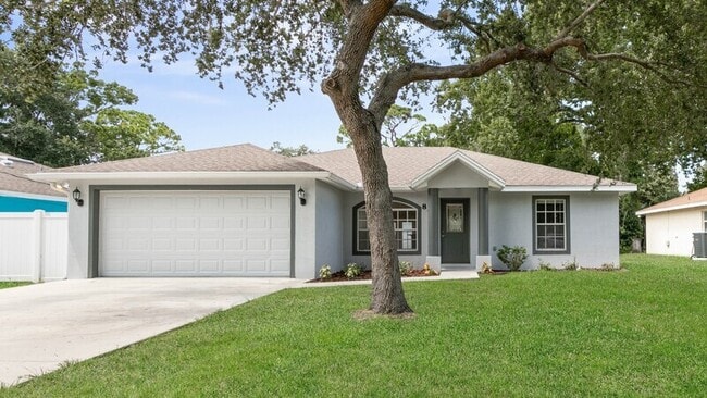 Building Photo - 884 Winchester St