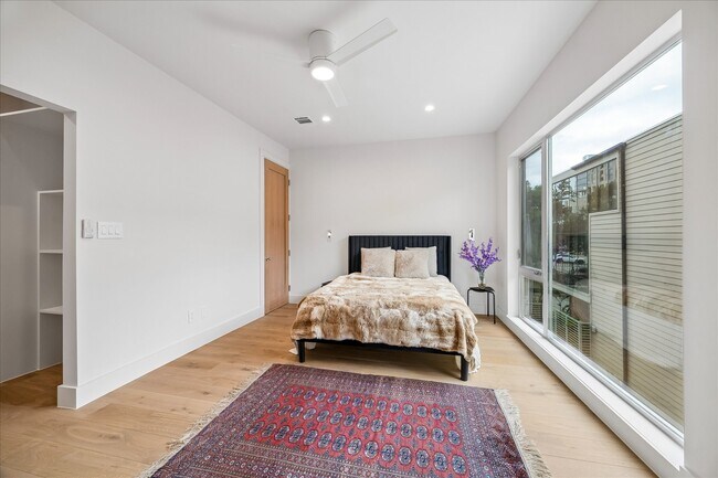 Photo - 3514 Mt Vernon St