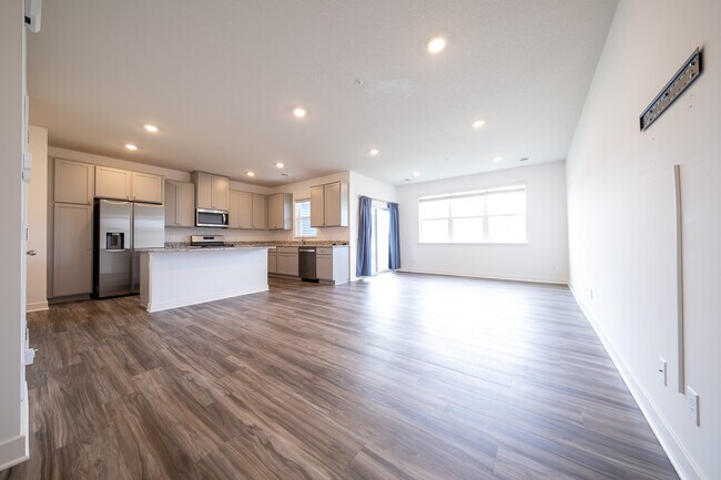 13808 Kaylemore Trl