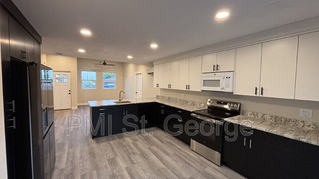 Photo - 360 N 300 W Condo