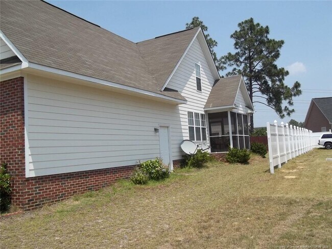 2937 Piney Mountain Dr
