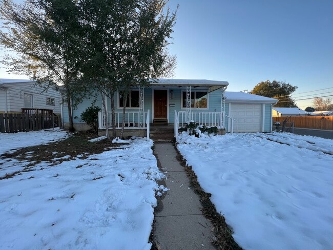 Photo - 3701 S Hooker St