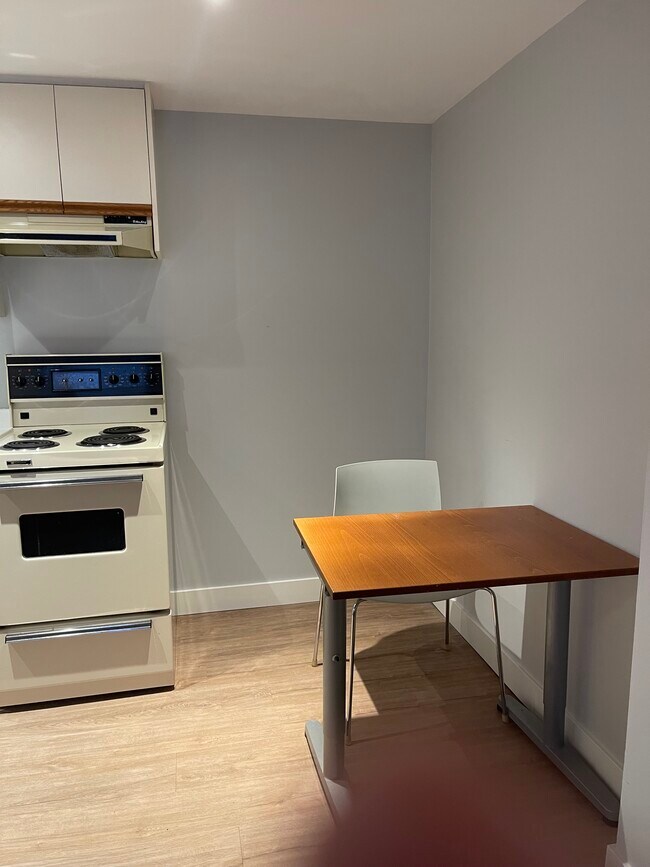 Photo - 319 Fourth St Unit #1