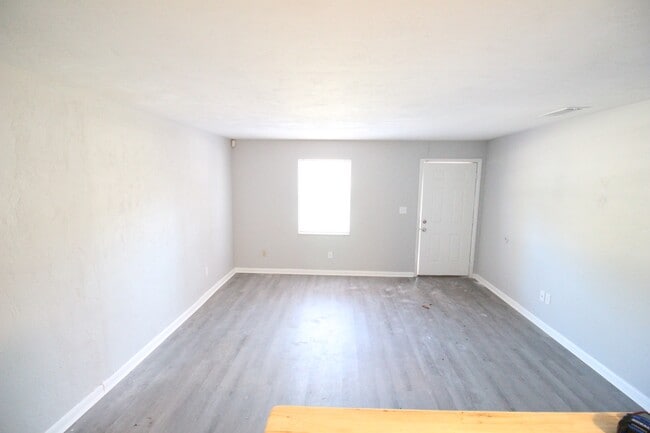 2212 SE 36 Terrace