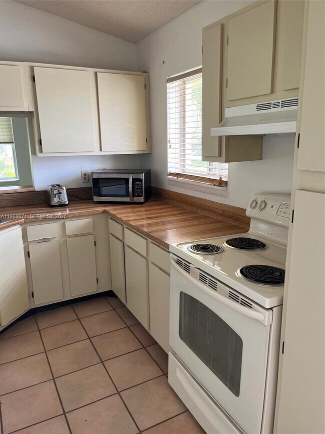 Photo - 6500 Chasewood Dr Unidad G