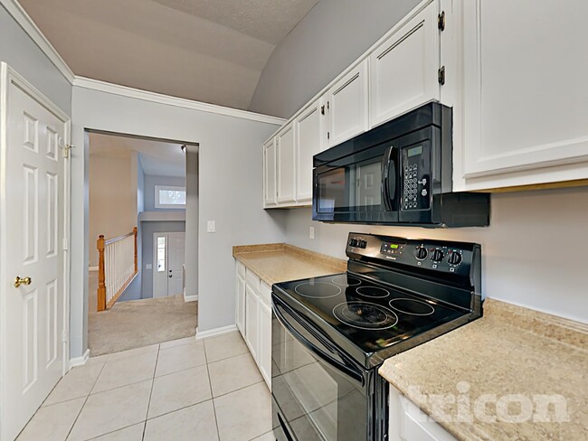 Photo - 641 Delay Way