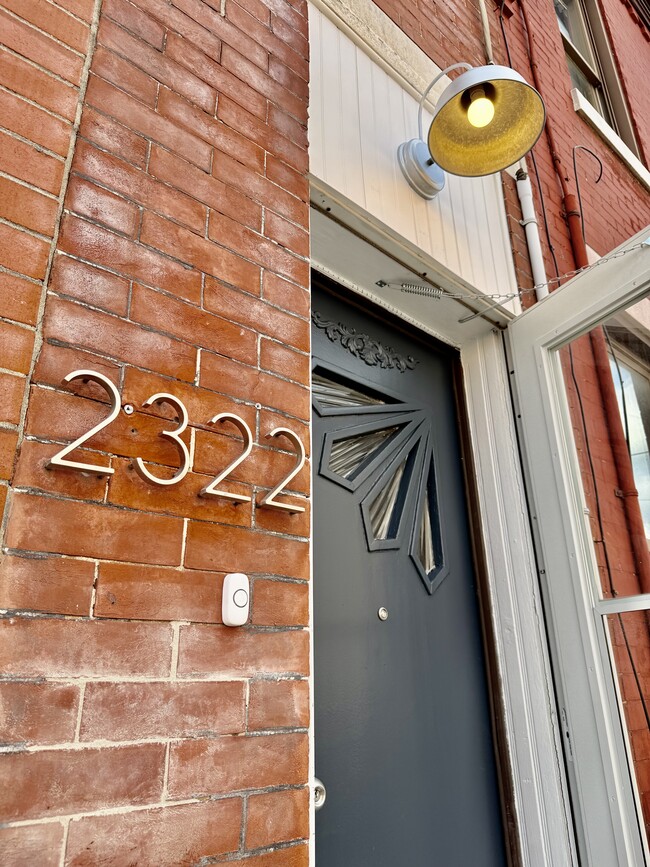 Photo - 2322 S Hutchinson St