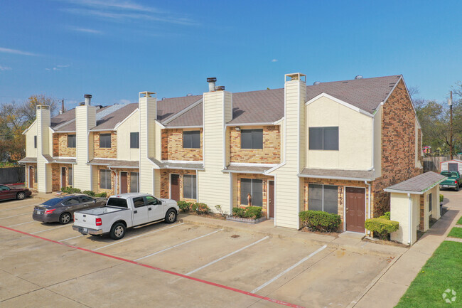 Highland Oaks - Highland Oaks Apartments