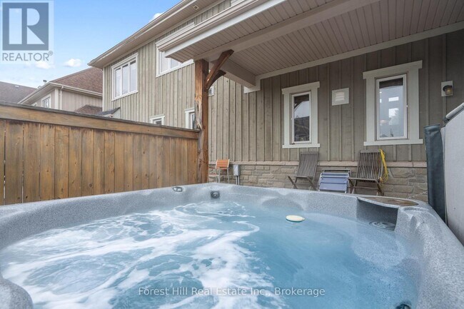 Photo - 144 National Drive