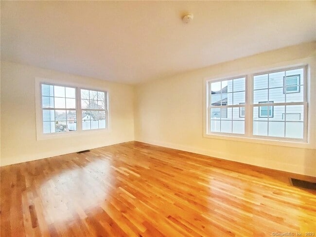 Photo - 30 Ferris Ave Unit B7