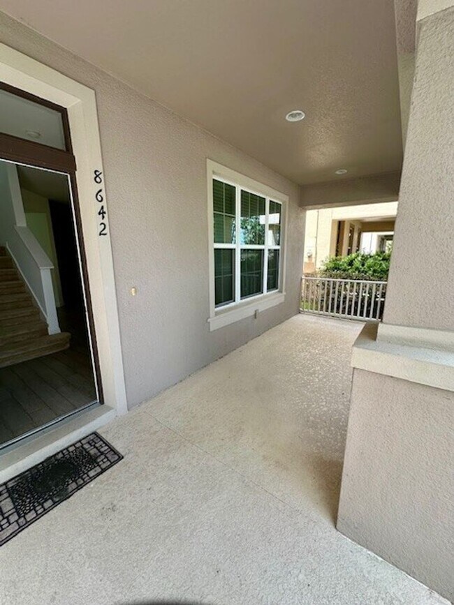 Photo - 4 bed 2.5 bath in WINDERMERE TRAILS!
