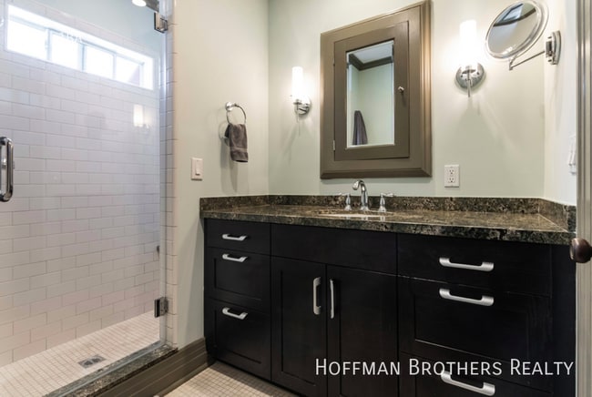 Photo - 254 S Vendome St Unit 7