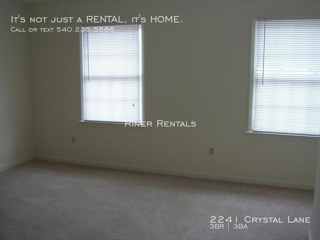 Photo - 2241 Crystal Ln