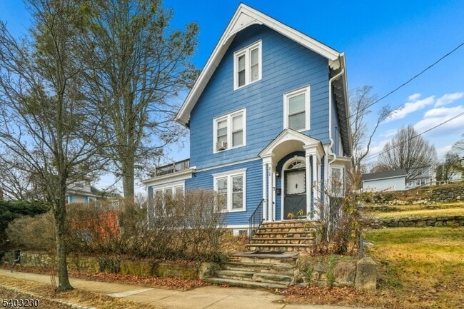 Building Photo - 216 William St Unit 1