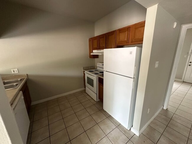 12300 Hodges St Unit 2