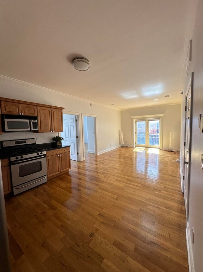 Photo - 85 Broadway Condo Unit 2H