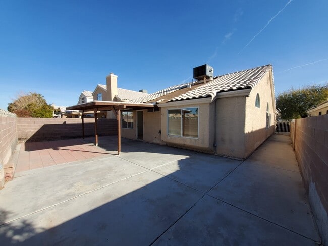 Building Photo - 2119 Raspberry Hill Rd