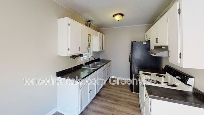 Photo - 220 Georgetown Rd