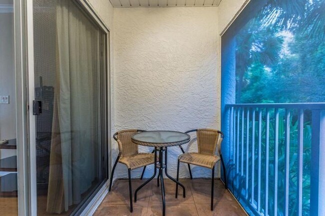 1 Bedroom at Florida Club Condominiums! - 1 Bedroom at Florida Club Condominiums! Unit 229