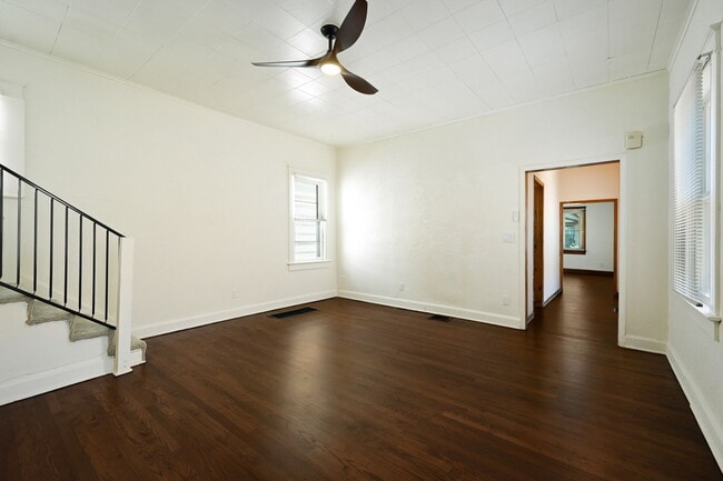 Photo - 422 N Thompson St