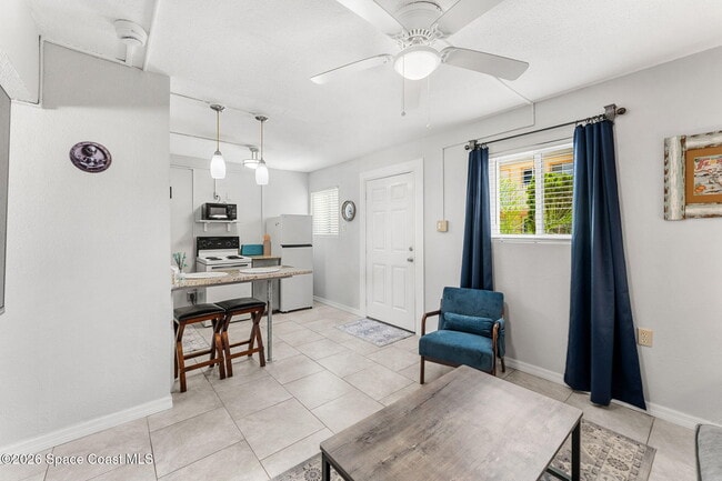 Photo - 211 Circle Dr Unit 3