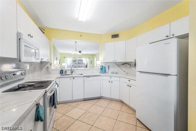 Photo - 7822 Great Heron Way Unidad 206