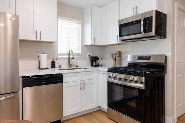 9312 Galston Dr