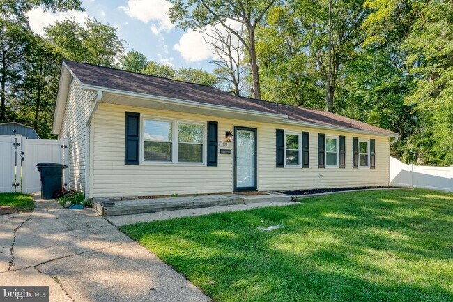 Photo - 630 Sequoia Dr