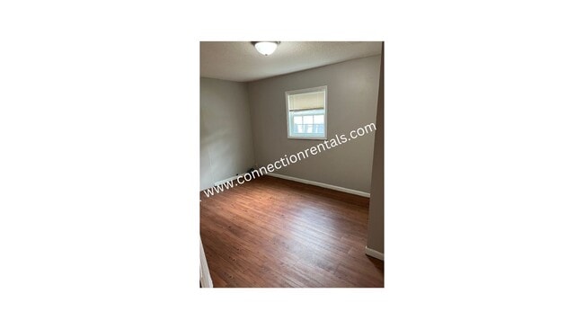 Photo - 2 Bed  1 Bath Duplex