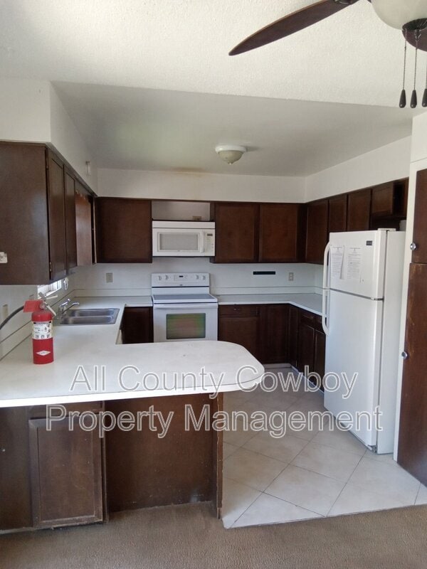 Photo - 2002 S 19th St