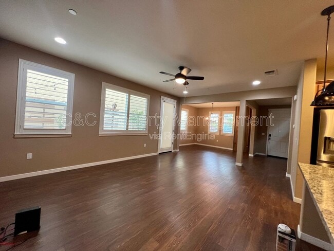 Photo - 17031 Morgan St