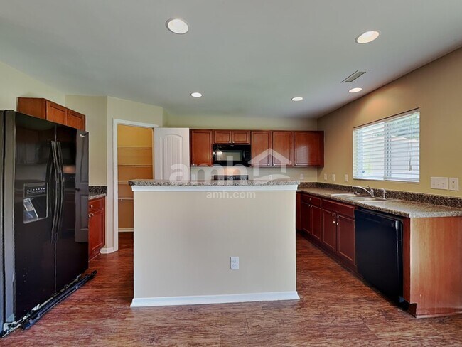 171 Plymouth Dr