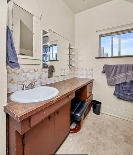 Photo - 1707 W Mansfield Ave Unit 2