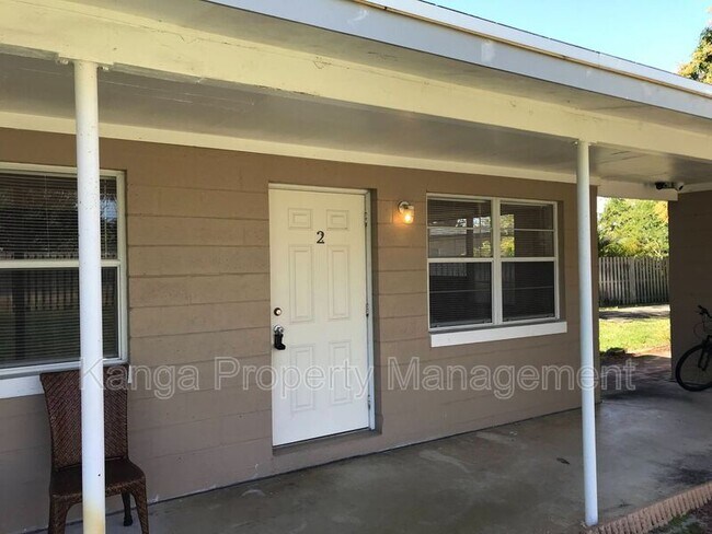 Photo - 4820 Maine St Unidad #2