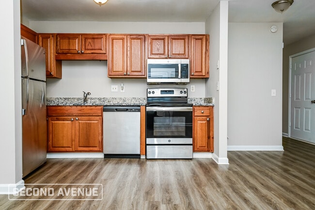 Photo - 2370 Iron Horse Dr