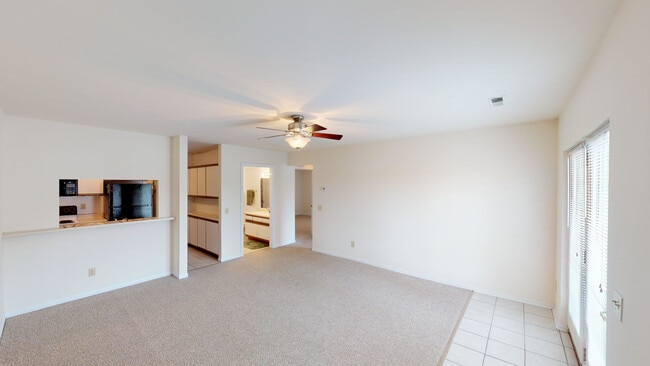 Photo - Muirfield Apartments